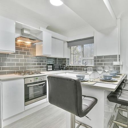 Sachin'S 2 Bedrooms Apartment Лондон Екстериор снимка