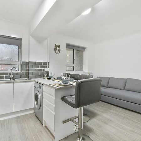 Sachin'S 2 Bedrooms Apartment Лондон Екстериор снимка